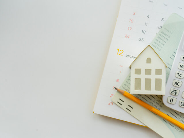 https://disturbed-dog-fesqy.instawp.link/wp-content/uploads/2023/10/calculator-home-model-yellow-pencil-banking-account-book-calendar-white-background-home-loan-640x480.jpg